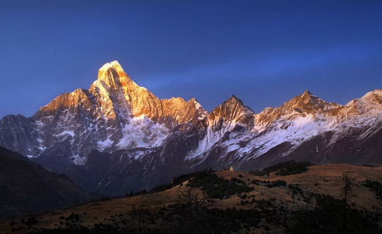四姑娘山旅游